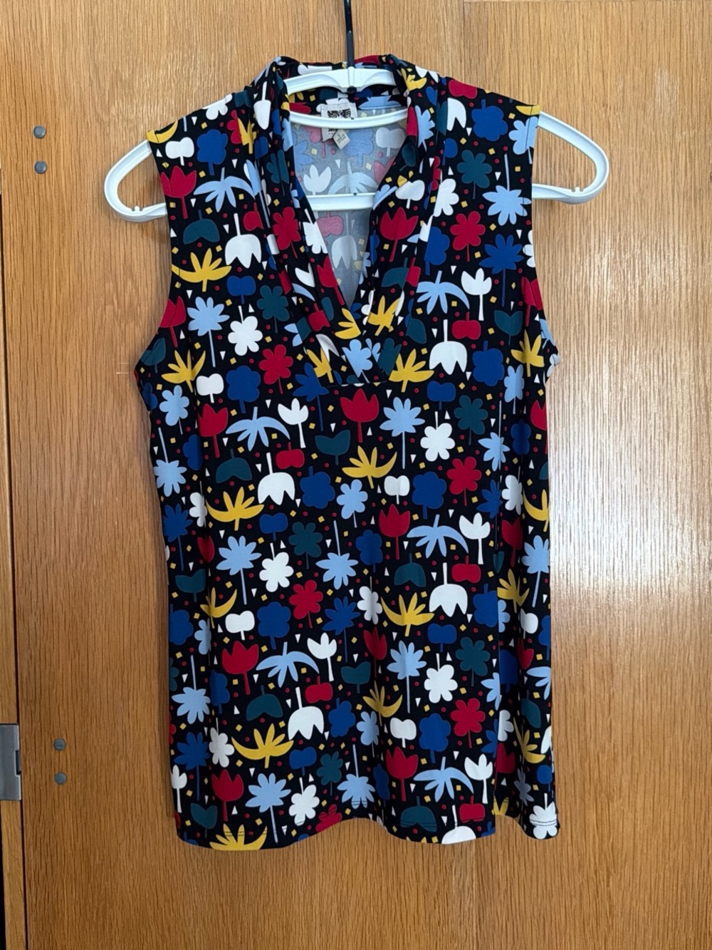 Anne Klein Floral Print Sleeveless top